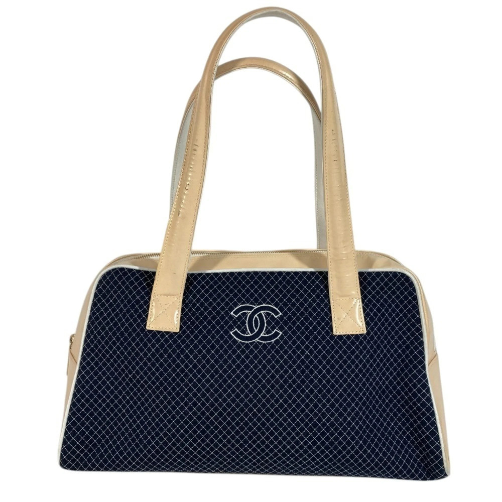 CHANEL White Canvas Shoulder Bag
